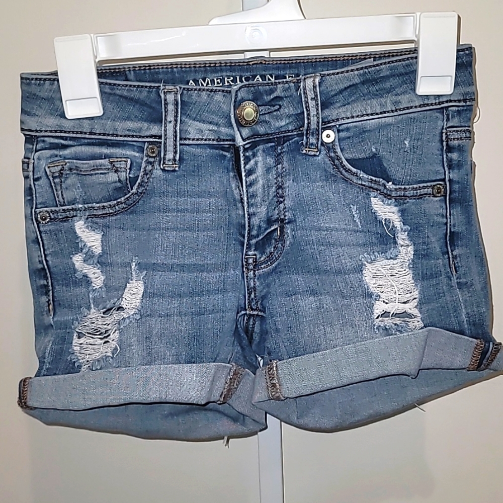 AEO | AMERICAN EAGLE OUTFITTERS | Distressed Jean Shorts | Super Super Stretch |